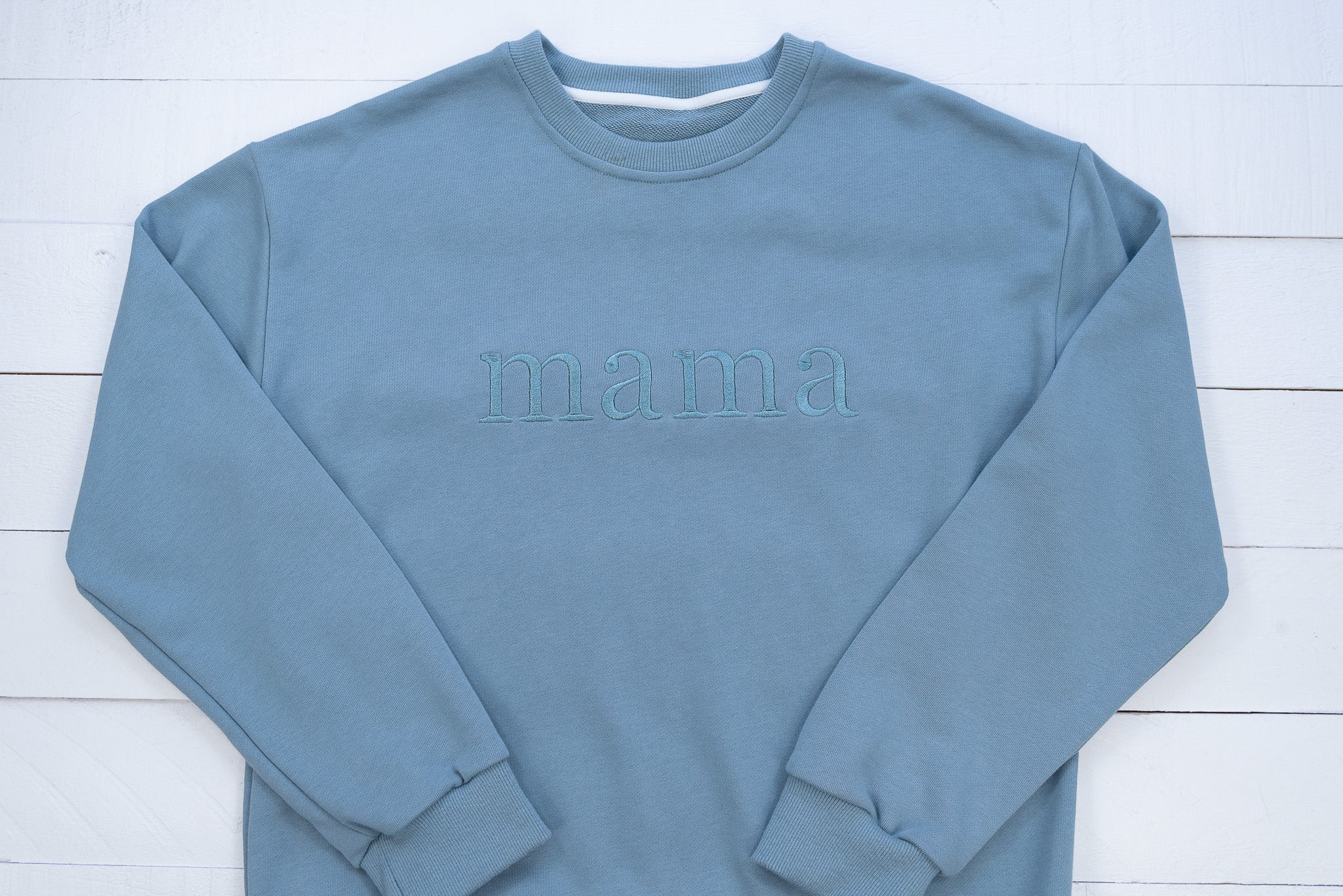 Mom Demi Simple Font Sweatshirt